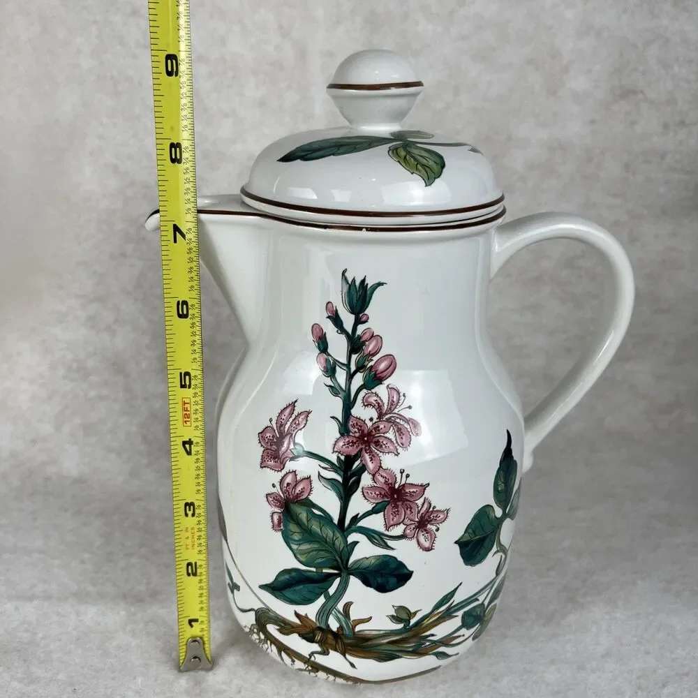 VTG Villeroy & Boch Botanica Tea Pot Pitcher Floral Porcelain 9 1/2” Depuis 1748